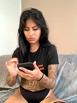 mrskarmaa online show from November 12, 2025, 9:10 am