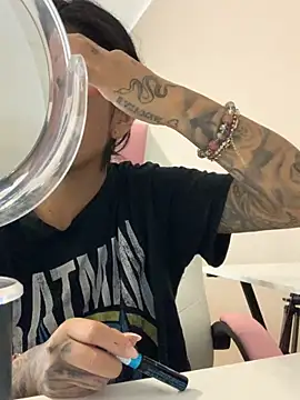 mrskarmaa online show from November 15, 2025, 6:00 am