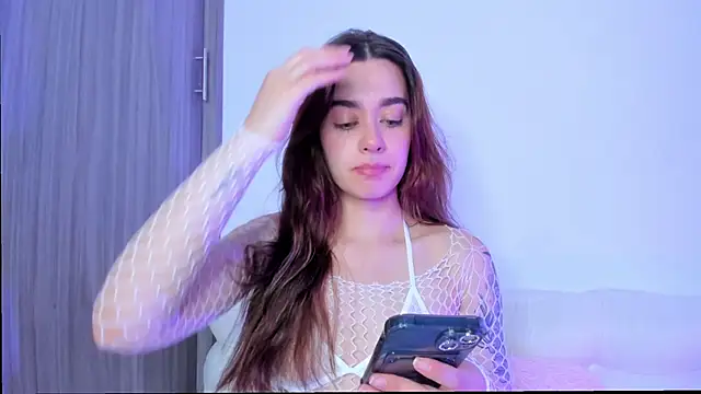 Snapshot of MissLana77 chatting on February 13, 2026, 12:17 am MissLana77 online show from February 13, 2026, 12:17 am