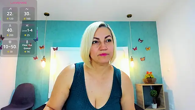 Heidy milf online show from October 24, 2025, 8:27 pm