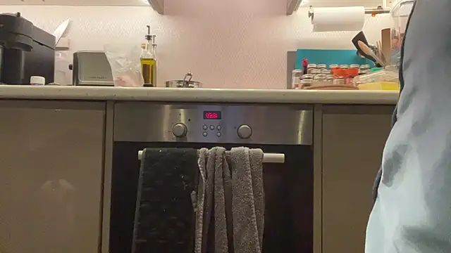 CelineLuxe online show from September 28, 2025, 5:51 pm