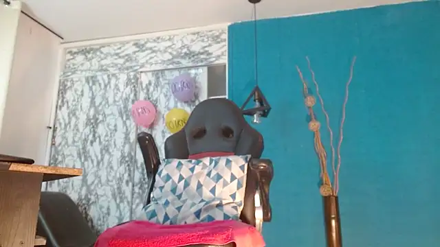 hanna mooreee online show from April 9, 2026, 7:08 pm