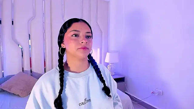 Snapshot of Angellit_Afrodita_ chatting on July 1, 2026, 10:28 am Angellit Afrodita online show from July 1, 2026, 10:28 am