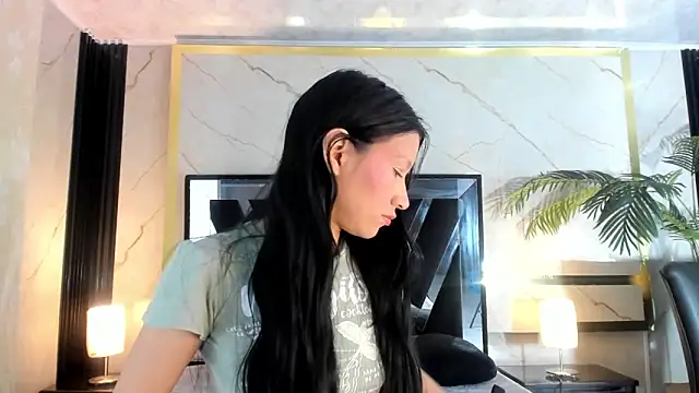 Snapshot of Sophie_Calloway chatting on May 8, 2026, 2:22 pm Sophie Calloway online show from May 8, 2026, 2:22 pm
