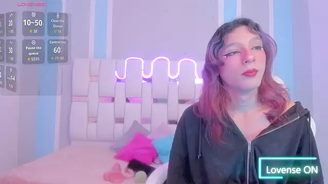 MilkWhore1 online show from January 6, 2026, 8:01 pm