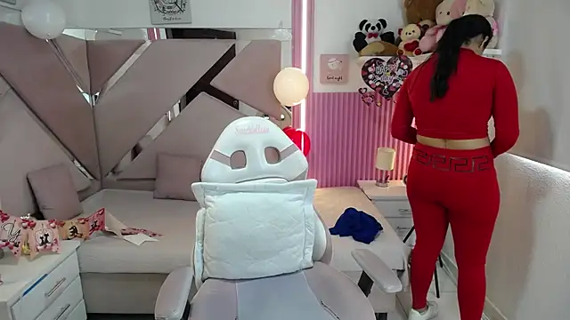 Snapshot of Mia_garcia28 chatting on February 10, 2026, 7:51 pm Mia garcia28 online show from February 10, 2026, 7:51 pm