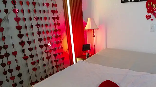 Snapshot of Mia_garcia28 chatting on February 14, 2026, 7:21 pm Mia garcia28 online show from February 14, 2026, 7:21 pm