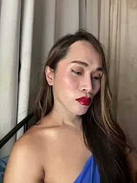 RomanticPearlTS online show from April 8, 2026, 12:38 pm