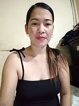 Snapshot of wildxxxGia chatting on February 1, 2026, 7:45 pm wildxxxGia online show from February 1, 2026, 7:45 pm