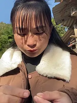 Sunyinn online show from November 29, 2025, 1:41 am