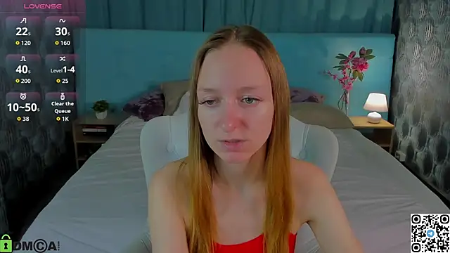 Snapshot of Mia_E1fie chatting on October 10, 2025, 9:08 am Mia E1fie online show from October 10, 2025, 9:08 am