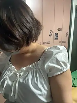 hima-wari0707 online show from October 12, 2025, 1:10 pm