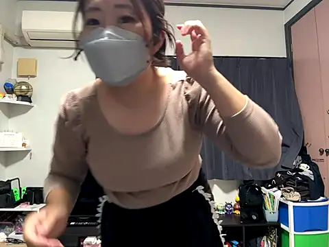 hima-wari0707 online show from November 23, 2025, 1:44 pm