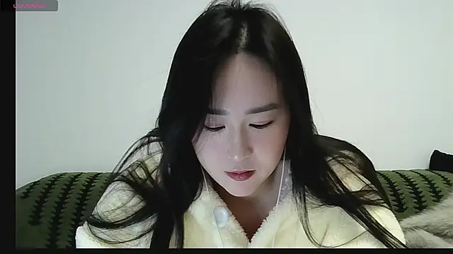 Snapshot of Belinda66 chatting on January 7, 2026, 2:19 pm Belinda66 online show from January 7, 2026, 2:19 pm