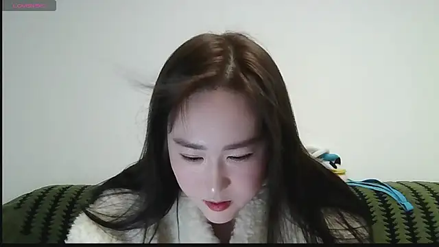 Snapshot of Belinda66 chatting on February 8, 2026, 2:53 pm Belinda66 online show from February 8, 2026, 2:53 pm