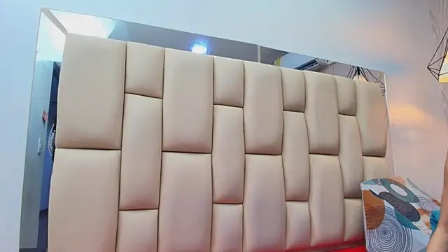 sweet amye online show from November 26, 2025, 7:04 pm