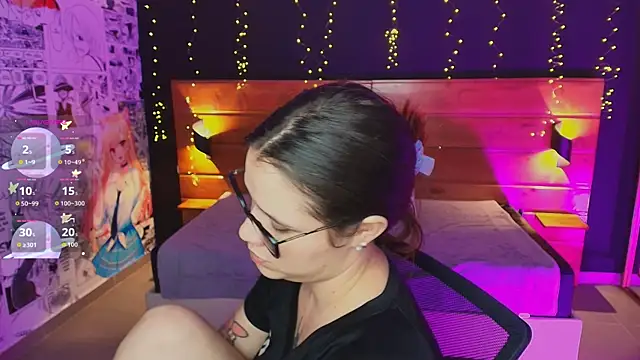 hanna kimura online show from October 30, 2025, 7:58 pm