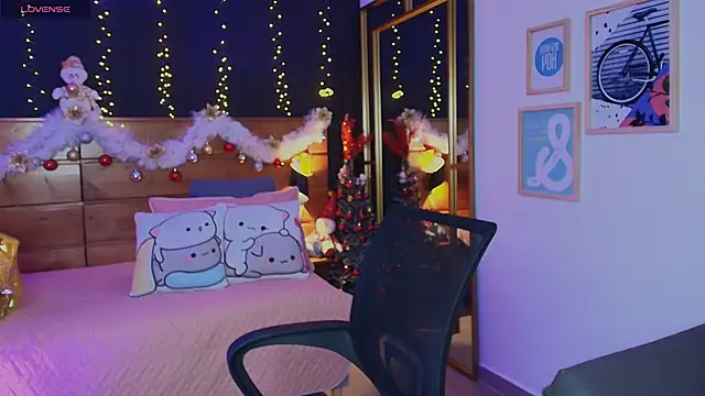 hanna kimura online show from December 19, 2025, 8:27 pm