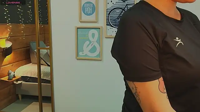 hanna kimura online show from January 13, 2026, 7:52 pm