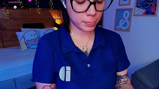 Snapshot of hanna_kimura chatting on February 20, 2026, 8:31 pm hanna kimura online show from February 20, 2026, 8:31 pm