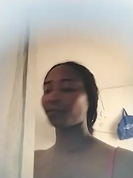 AmbarSmit online show from October 12, 2025, 7:57 pm