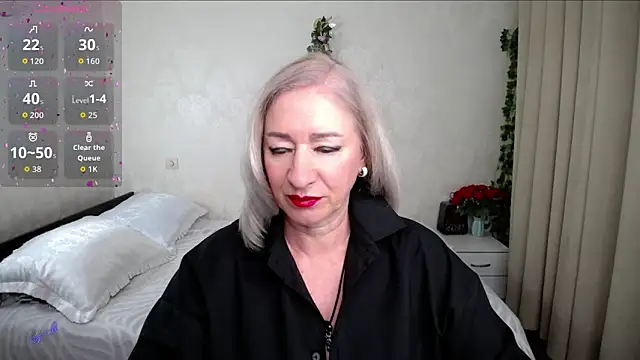 hunters woman online show from May 28, 2026, 3:09 pm