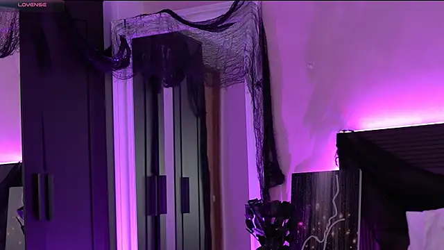 Melany Ass online show from October 27, 2025, 4:49 am