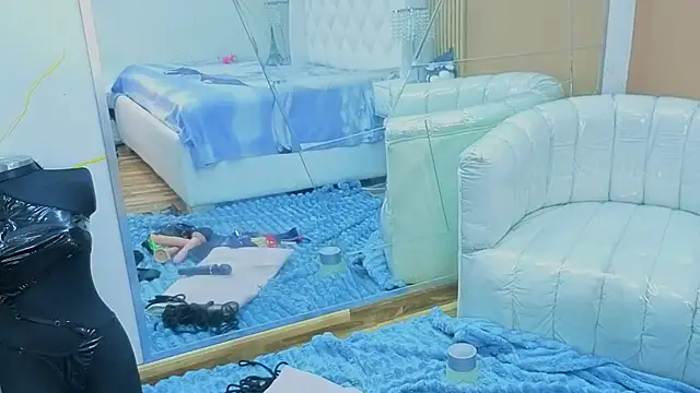 Snapshot of EimmyAdams chatting on November 3, 2025, 9:05 pm EimmyAdams online show from November 3, 2025, 9:05 pm