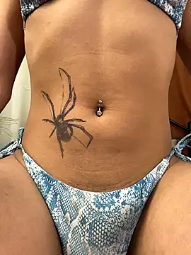 LalexiPorsild online show from October 15, 2025, 2:06 pm