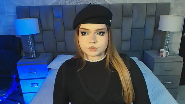 Maxxxine1 online show from November 2, 2025, 9:00 am