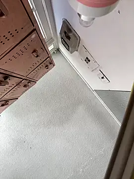 Sallem Pink online show from September 25, 2025, 8:23 pm