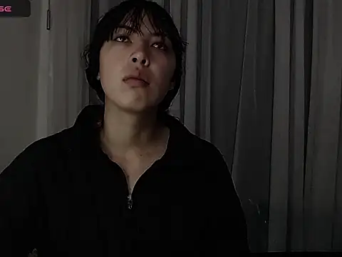 malejahotcs01 online show from November 13, 2025, 10:36 am