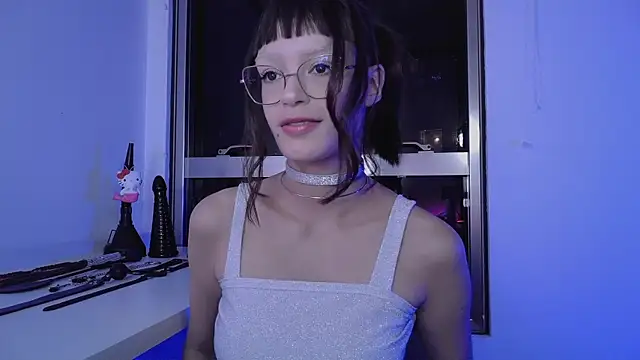 Snapshot of nina_kink chatting on November 17, 2025, 10:59 pm nina kink online show from November 17, 2025, 10:59 pm