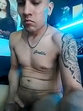 Snapshot of demianmont chatting on October 8, 2025, 4:26 pm demianmont online show from October 8, 2025, 4:26 pm