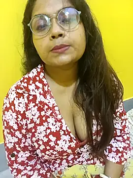 Naughty-Chaaya online show from September 13, 2025, 6:40 pm