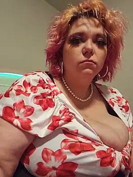 g0lden are0las89 online show from June 18, 2026, 4:00 pm