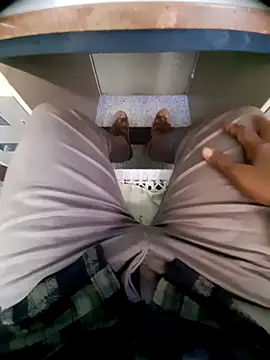 Snapshot of THANGAM2025 chatting on February 6, 2026, 10:29 am THANGAM2025 online show from February 6, 2026, 10:29 am