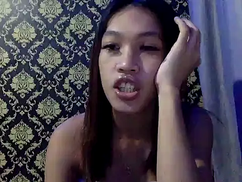 your wifey online show from October 22, 2025, 11:32 am