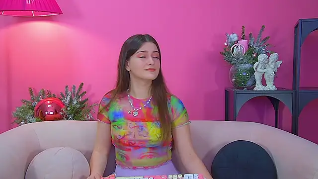 JessicaJewells online show from December 16, 2025, 6:40 am