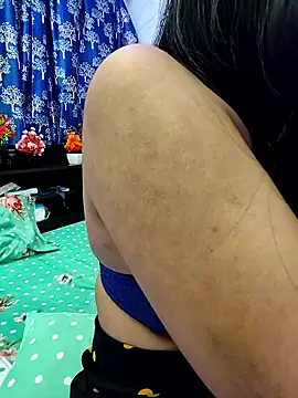 Snapshot of priya_26 chatting on January 8, 2026, 9:55 am priya 26 online show from January 8, 2026, 9:55 am