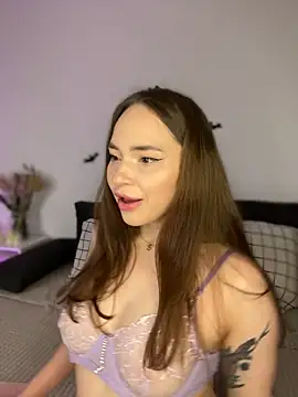 AlexaSpark  online show from November 6, 2025, 3:57 pm