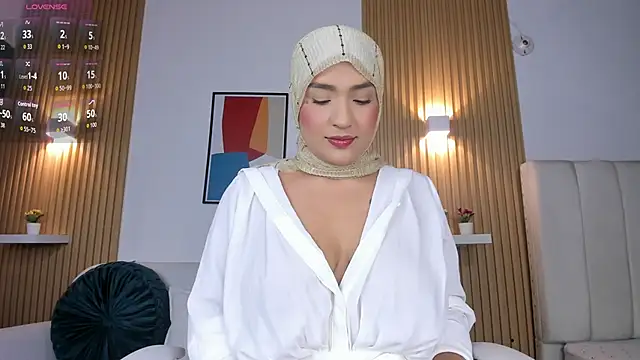 Snapshot of alma_avad chatting on October 1, 2025, 10:10 am alma avad online show from October 1, 2025, 10:10 am