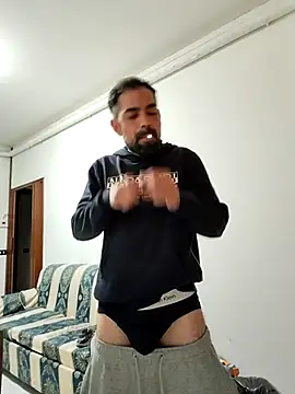 Nonsoilmionome89 online show from April 15, 2026, 6:37 pm