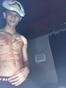 Snapshot of God_Eros_23cm chatting on October 31, 2025, 11:17 pm God Eros 23cm online show from October 31, 2025, 11:17 pm