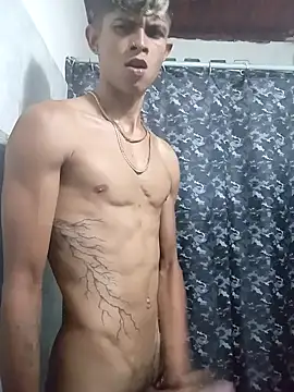 Snapshot of God_Eros_23cm chatting on January 6, 2026, 5:55 am God Eros 23cm online show from January 6, 2026, 5:55 am