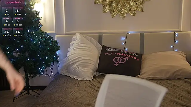 Snapshot of Esmie_Smile chatting on January 11, 2026, 12:26 am Esmie Smile online show from January 11, 2026, 12:26 am