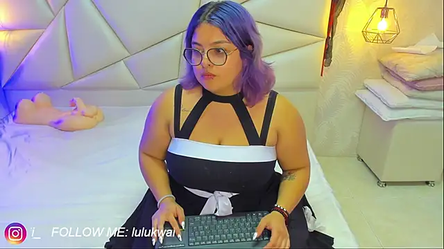 lulukawai16 online show from October 17, 2025, 7:05 pm