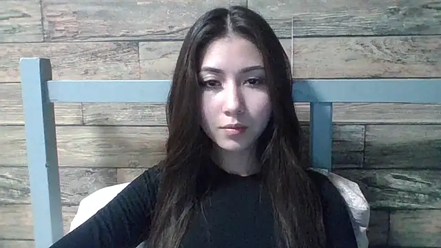 Snapshot of Virginia_Hicks chatting on October 4, 2025, 6:06 pm Virginia Hicks online show from October 4, 2025, 6:06 pm