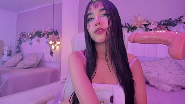 Rachell Ross  online show from December 13, 2025, 7:53 pm