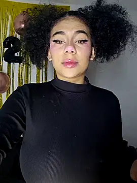 Snapshot of Yerystar chatting on November 15, 2025, 8:49 pm Yerystar online show from November 15, 2025, 8:49 pm